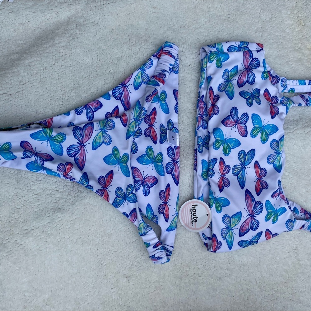 Haute Swimwear. Woman’s two piece swimsuit. Size Medium. NWT